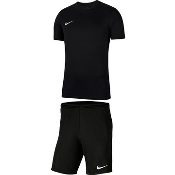 NIKE Set Sportswear Футболка Шорты r.L