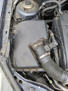 OPEL SIGNUM FL 04-08 POUZDRO FILTRU VZDUCHU 1.9 CDTI