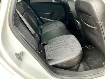 Opel Astra J GTC 1.4 Turbo ECOTEC 140KM 2016 Opel Astra 1.4 Turbo Color Edition 140KM 2016r Możliwy transport pod dom!, zdjęcie 18