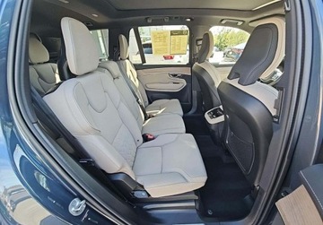 Volvo XC90 II 2025 Volvo XC 90 Auta z USA - Zapytaj o wiecej ofert 2.0 Benzyna 250KM, zdjęcie 16