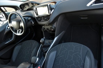 Peugeot 2008 I SUV Facelifting 1.2 PureTech 82KM 2018 Peugeot 2008 I LIFT Active 1.2MPI 82KM TYLKO 65100km Wyposażony Crossover!, zdjęcie 16