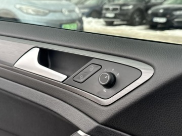 Volkswagen Golf VII Variant Facelifting 1.6 TDI-CR DPF BMT 115KM 2018 Volkswagen Golf Variant FV-marża / Salon PL / ASO, zdjęcie 28
