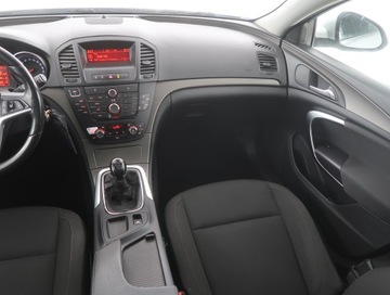 Opel Insignia I Sports Tourer 1.4 Turbo ECOTEC Start/Stop 140KM 2011 Opel Insignia 1.4 Turbo, Klima, Klimatronic, zdjęcie 7