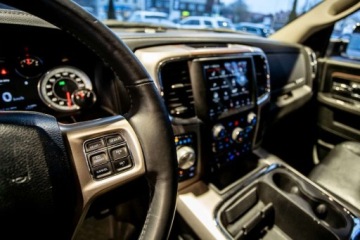  RAM 1500 5.7400KM Laramie Wentyle 4xgrzaneFot Grz.Kiera Alpine Android, zdjęcie 21