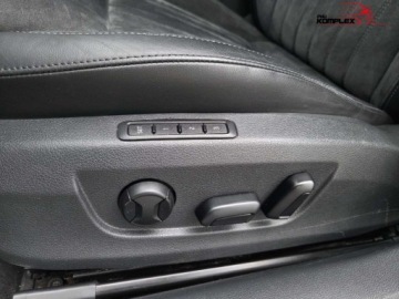 Skoda Superb III Liftback 2.0 TDI 190KM 2016 Skoda Superb 2.0 TDI 190KM Automat Canton ACC Hak Gwarancja 2.0 Diesel, zdjęcie 31