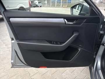 Skoda Superb III Liftback 1.5 TSI ACT 150KM 2018 Skoda Superb 1.5TSI 150KM Style DSG (Bezwypadkowa,, zdjęcie 14