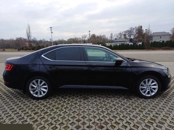 Skoda Superb III Liftback Facelifting 2.0 TDI SCR 150KM 2019 Skoda Superb 2.0 TDI Ambition 150KM 2019r, zdjęcie 18