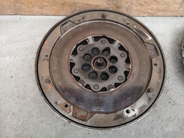 SPRZĘGŁO KOMPLETNE TARCZA BMW E81 E87 123D 2.3D