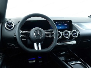 Mercedes GLA II Off-roader Facelifting 2.0 220 190KM 2025 MERCEDES-BENZ GLA 220 4-Matic AMG Line 2.0 (190KM) 2025, zdjęcie 4