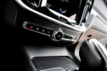 Volvo V60 I Kombi Facelifting 2.0 D2 DRIVE-E 120KM 2020 Volvo V60 2.0 D3 150KM Navi Led Climatronic Pdc, zdjęcie 15