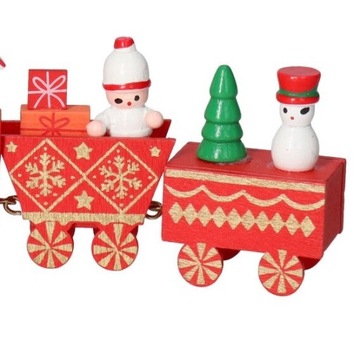 ДЕРЕВЯННЫЙ РОЖДЕСТВЕНСКИЙ ЛОКОМОТИВ С ВАГОНАМИ