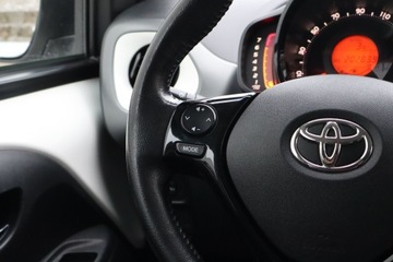 Toyota Aygo II Hatchback 3d Facelifting 1.0 VVT-i 72KM 2019 Toyota Aygo 1.0 VVT-i, Salon Polska, zdjęcie 16