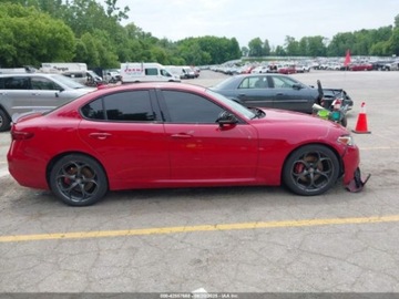 Alfa Romeo Giulia II Sedan 2.0 TBi 280KM 2018 Alfa Romeo Giulia TI Sport 2018 2.0l 2.0 Benzyna 280KM, zdjęcie 6