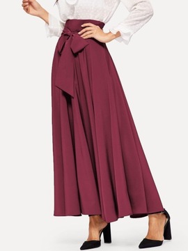 Асимметричная юбка до середины икры, размер S.