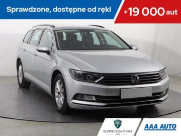 Volkswagen Passat B8 Variant 1.8 TSI BlueMotion Technology 180KM 2017 VW Passat 1.8 TSI, Salon Polska, VAT 23%, Klima