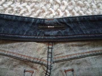 Hugo Boss jeansy damskie roz 28/34 ** jak nowe **