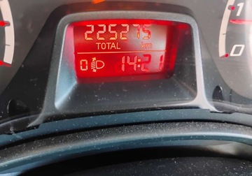 Ford Ka III 1.2 Duratec 69KM 2009 Ford KA 2009r, 1.2 Benzyna. Delikatnie uszkodzony przod. Jezdzi. 1.2 70KM, zdjęcie 11