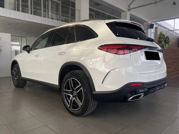 Mercedes GLC C254/X254 Coupe 2.0 220d 197KM 2025 MERCEDES-BENZ GLC 220 d 4-Matic AMG Line 2.0 (197KM) 2025, zdjęcie 4