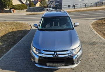Mitsubishi Outlander III SUV Facelifting 2015 2.0 MIVEC 150KM 2016 Mitsubishi Outlander LIFT 2.0 150KM Kamera 1-Wlasciciel Ks.Serwisowa 2.0, zdjęcie 30