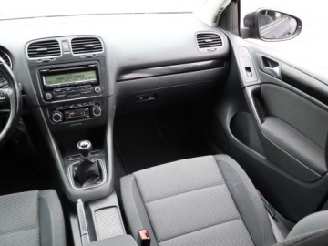 Volkswagen Golf VI Hatchback 5d 1.6 TDI-CR DPF BlueMotion 105KM 2010 VW Golf 1.6 TDI, 1. Właściciel, Klima, zdjęcie 7