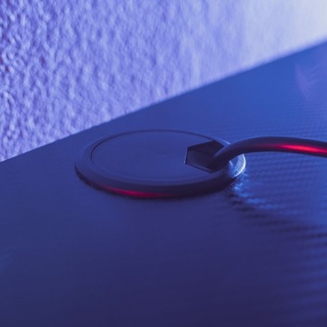 СТЕНД-СТОЛ 120 СМ LED RBB ДО 100 КГ ДЛЯ DJ-ГЕЙМЕРА
