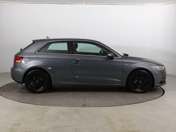 Audi A3 8V Hatchback 3d 2.0 TDI 150KM 2012 Audi A3 2.0 TDI, Navi, Xenon, Bi-Xenon, Klima, zdjęcie 5