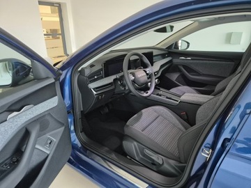 Skoda Superb IV Liftback 2.0 TSI 204KM 2025 Skoda Superb Selection 2.0 TSI 204KM , auto z plac, zdjęcie 8