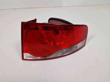 SEAT ALTEA XL LAMPA TYLNIA PRAWA ORG. ŁADNA