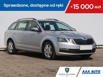 Skoda Octavia III Kombi Facelifting 1.6 TDI 115KM 2018 Skoda Octavia 1.6 TDI, Salon Polska, Klima