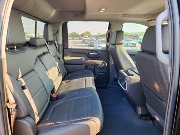  GMC Sierra K2500 Denali 2023 6.6l 6.6 Diesel 401KM, zdjęcie 10