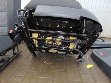 КОМПЛЕКТ БОКОВИН СИДЕНЬЯ SKODA OCTAVIA 2 II COMBI EUROPA