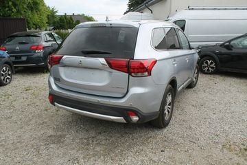 Mitsubishi Outlander III 2018 Mitsubishi Outlander ROK 2018 POJ 2,3 150 KM, zdjęcie 4