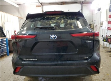 Toyota Highlander III 2022 Toyota Highlander 2022 TOYOTA HIGHLANDER HYBRID XLE 2.5 Hybryda 243KM, zdjęcie 6