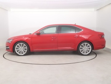 Skoda Superb III Liftback Facelifting 2.0 TSI 190KM 2020 Skoda Superb 2.0 TSI, Salon Polska, Serwis ASO, zdjęcie 2