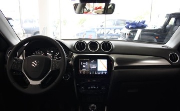 Suzuki 2025 Suzuki Vitara DEMO Elegance 1,4 Mild Hybrid 4WD 6MT 2025 MC 1.4 Benzyna, zdjęcie 9
