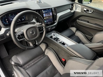 Volvo XC60 II 2025 Volvo XC 60 FV23% B5B Ultra Black Edition Full-LED, zdjęcie 10