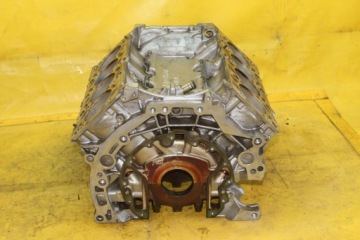 СТОЛ БЛОК A8 D3 4.2 B V8 BFM 077103021AM