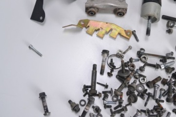 Болты крепления рамы YAMAHA FZ6 FAZER 04-06