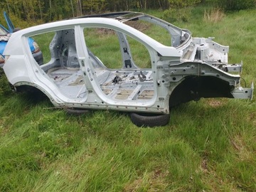 ĆWIARTKA PODŁUŻNICA prawa PRZÓD KIA SPORTAGE III 3 2014 FOTO PAINT WD