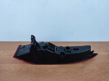 JAGUAR F-PACE PRAVÁ SVĚTLO ZADNÍ BOX K118/530 RH