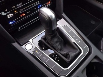 Volkswagen Arteon Fastback Facelifting 2.0 TSI 190KM 2022 Volkswagen Arteon Faktura VATAutomatElegancemodel 2023 2.0 Benzyna 190KM, zdjęcie 20