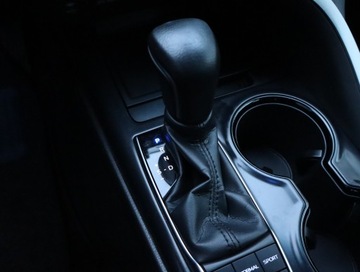 Toyota Camry IX Sedan 2.5 Hybrid Dynamic Force 218KM 2019 Toyota Camry 2.5 Hybrid, Salon Polska, zdjęcie 14