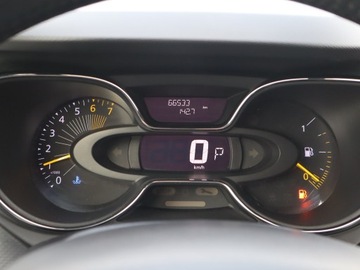 Renault Captur I Crossover 1.2 TCe EDC 120KM 2015 Renault Captur 1.2 TCe, Salon Polska, zdjęcie 9