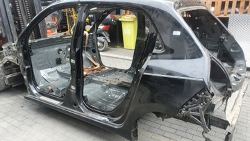 BLATNÍK LEVÝ ZADNÍ ČTVRTKA RENAULT TWINGO III 14-