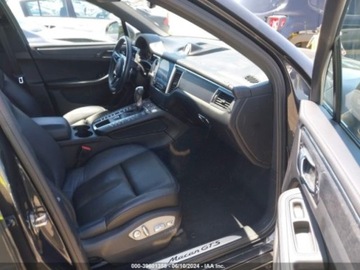 Porsche Macan SUV 3.0 V6 360KM 2017 Porsche Macan 2017r, 3.0L, 4x4, GTS 3.0 Benzyna 360KM, zdjęcie 8