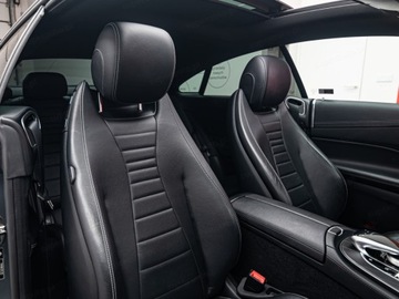 Mercedes Klasa E W213 Cabrio 2.0 300 245KM 2018 E Klasa E 300 Coupe 2.0 9G-TRONIC 245KM 2018, zdjęcie 5