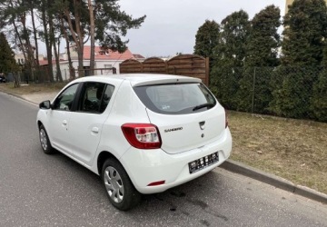 Dacia Sandero II Hatchback 5d TCe  90KM 2014 Dacia Sandero Dacia Sandero II 0,9 tce Bezwypadkowa bogato wyposazona 90KM, zdjęcie 1