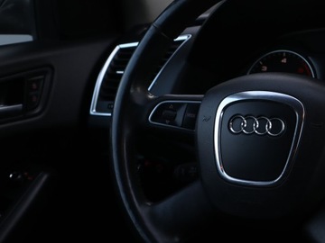 Audi Q5 I SUV 2.0 TDI 170KM 2010 Audi Q5 2.0 TDI, Salon Polska, 167 KM, 4X4, zdjęcie 14