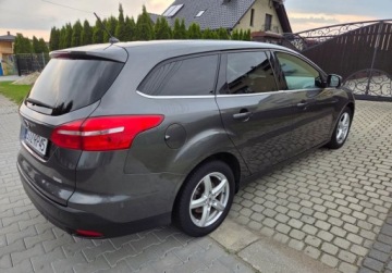 Ford Focus III Kombi Facelifting 1.0 EcoBoost 125KM 2018 Ford Focus Benzyna 125KM, zdjęcie 14
