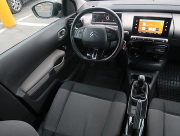 Citroen C4 Cactus Crossover Facelifting 1.2 PureTech 110KM 2018 Citroen C4 Cactus 1.2 PureTech, Salon Polska, zdjęcie 6